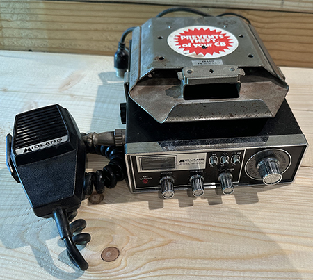 Midland 23 Channel CB Radio | Mobile/In-Vehicle Radio | 13-882C